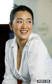 明星红色背景家庭